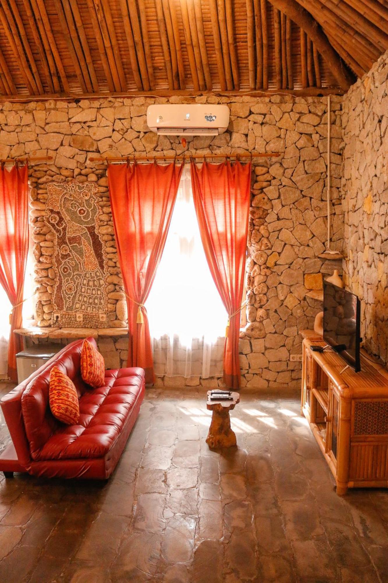 Resort Rajaklana And 4*