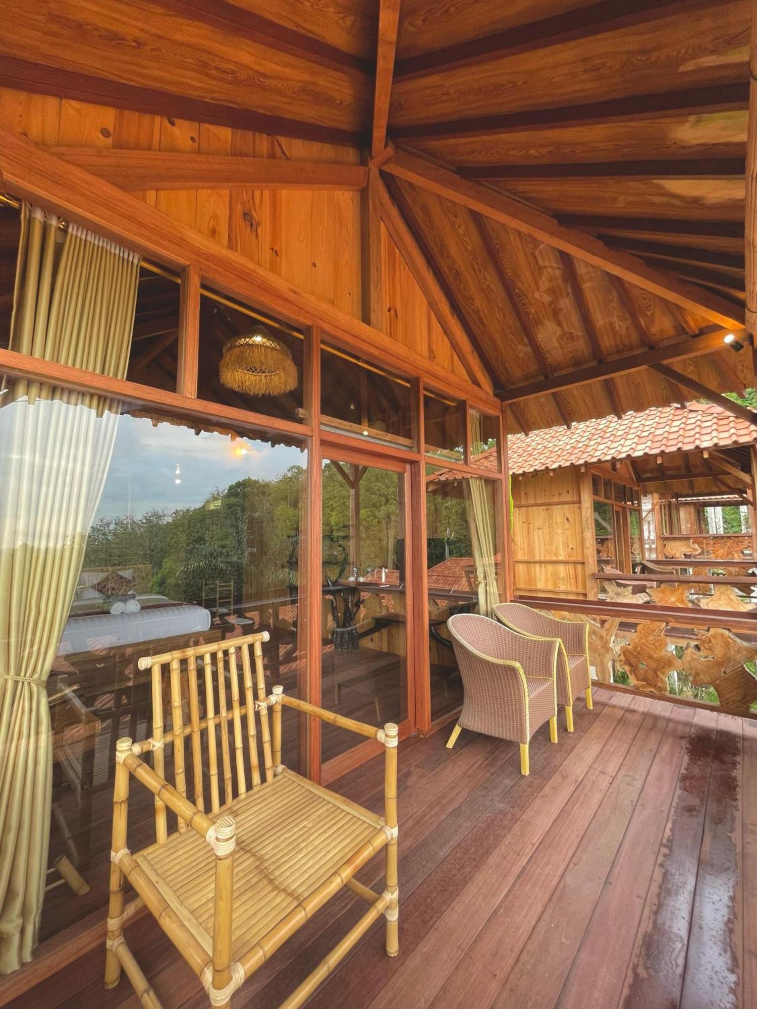 Resort Rajaklana And 4*