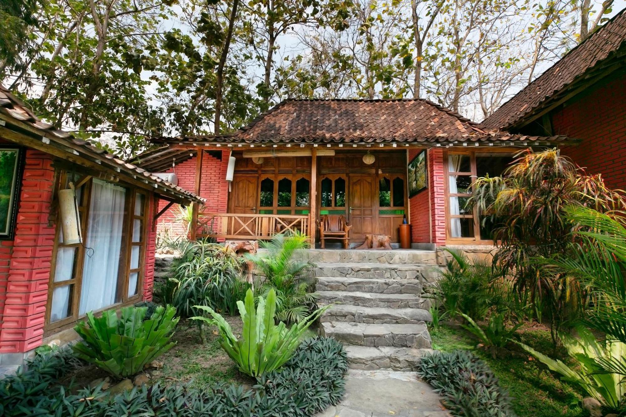 Resort Rajaklana And Bantul