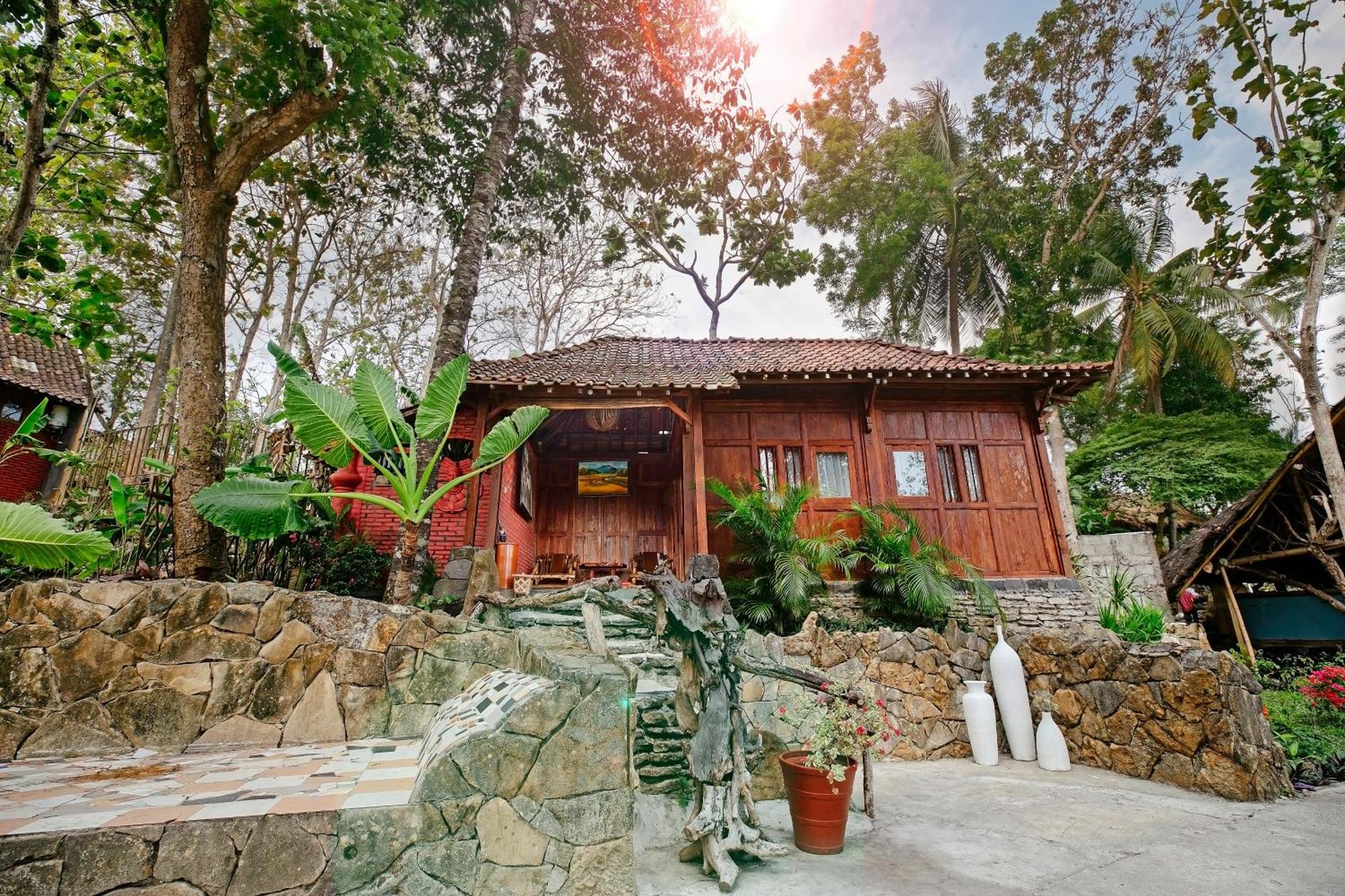 Resort Rajaklana And Bantul